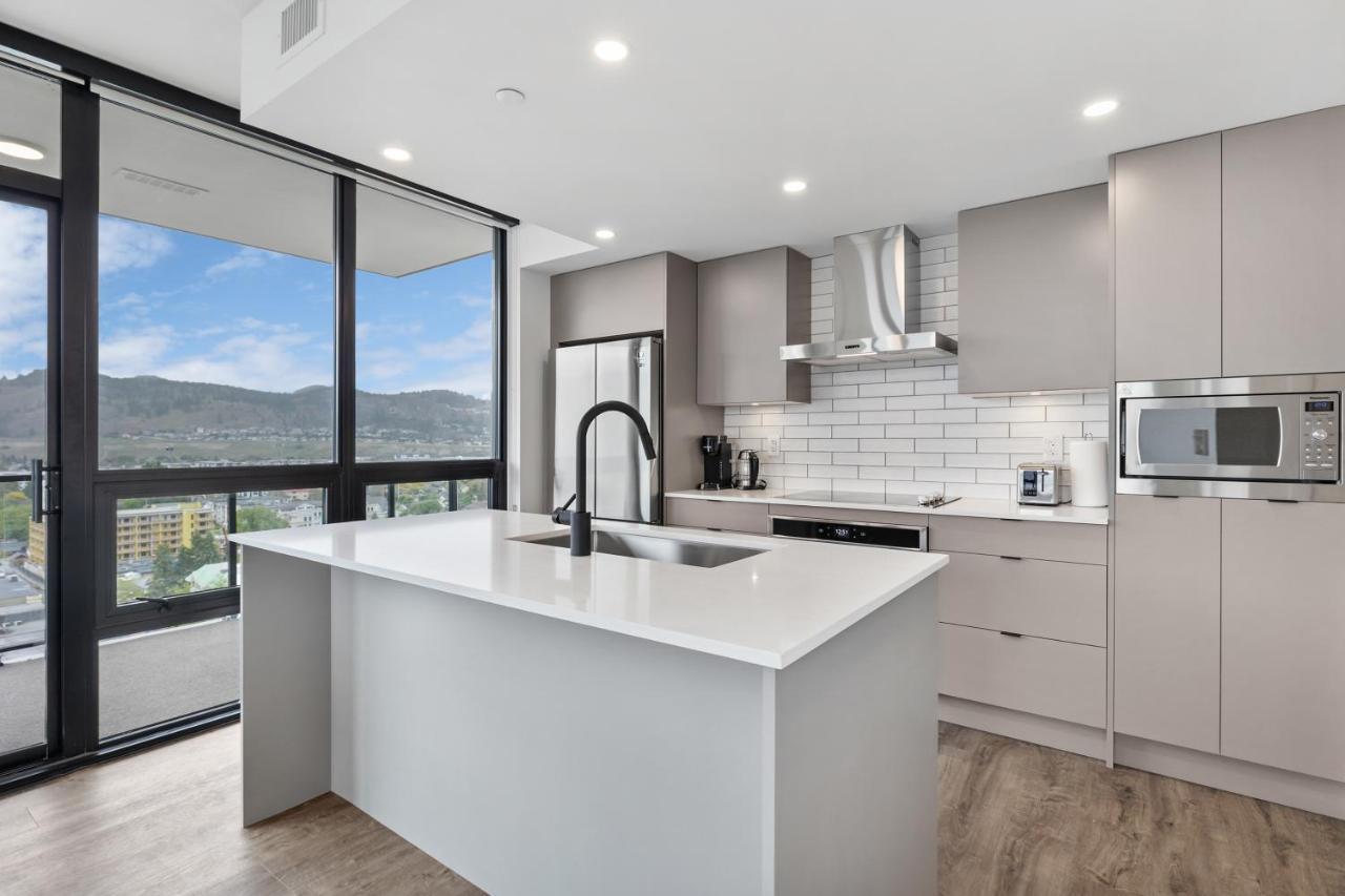 Brand New Luxury Downtown Near The Beach #15 Kelowna Exterior foto