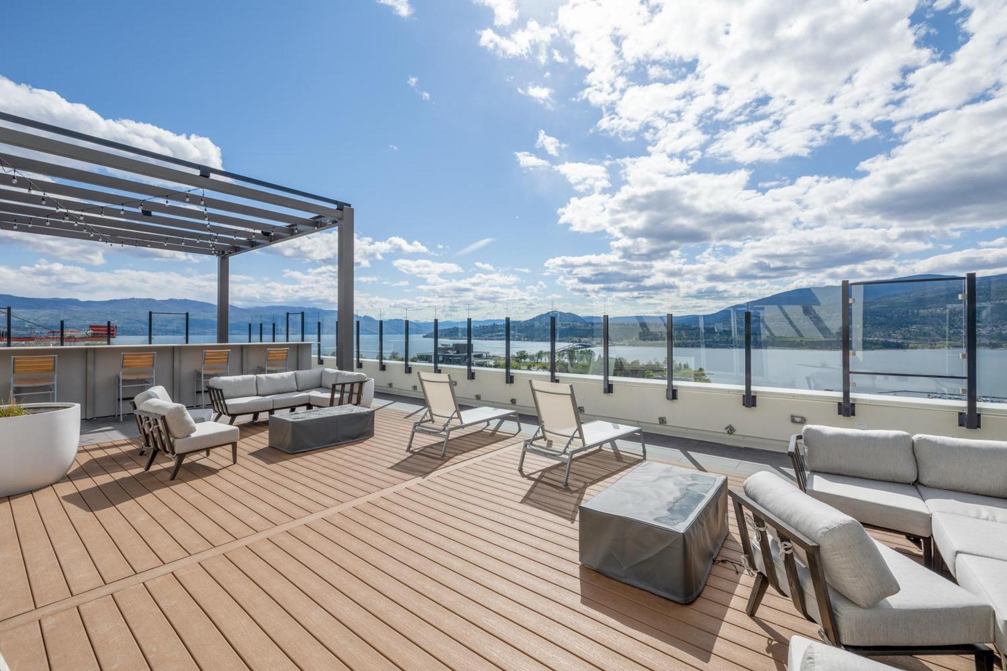 Brand New Luxury Downtown Near The Beach #15 Kelowna Exterior foto